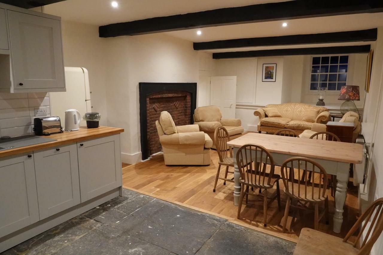 The Yard House Villa Sherborne  Kamer foto